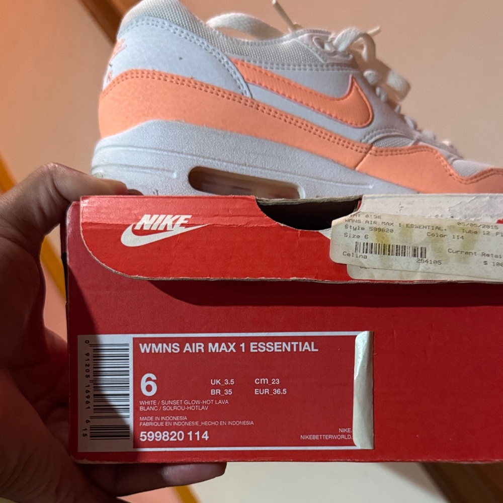 Nike Air Max 1 Essential Women's Sneakers size 6